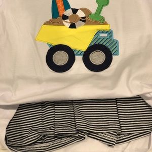 Beach Buggy with striped shorts